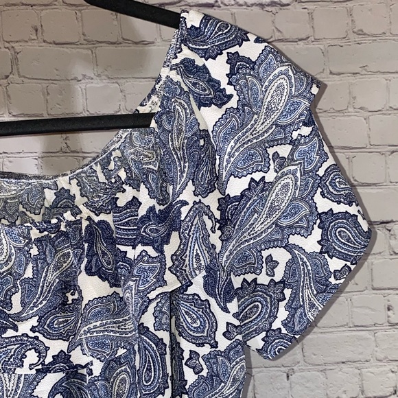 Women’s Ruffled Tunic Top - Picture 3 of 4